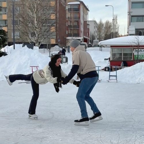 Rovaniemi_ice_skating