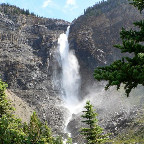 canada-banff-national-park-Takakkaw-Falls