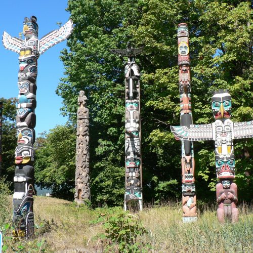 canada-vancouver-sculptures