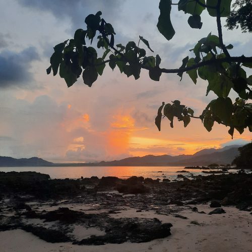 costa-rica-montezuma-sunset