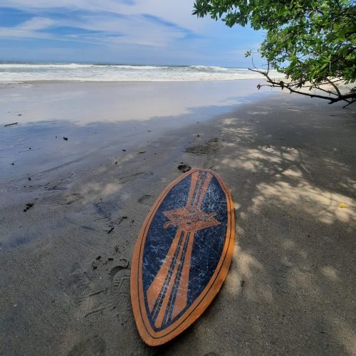 costa-rica-santa-teresa-surf-board