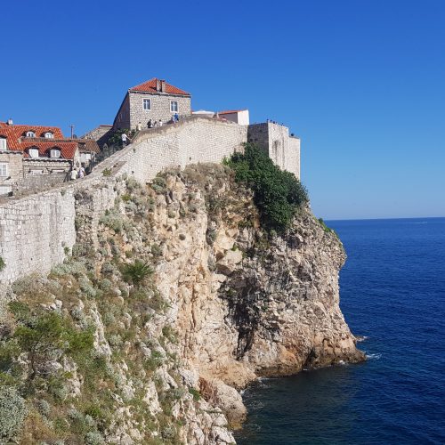 dubrovnik city walls croatia sea