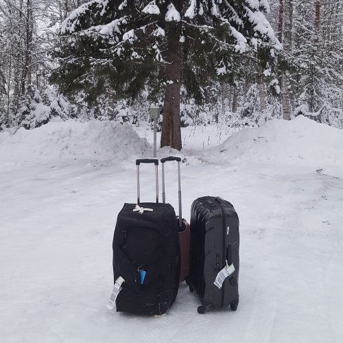 lapland-suitcase-snow
