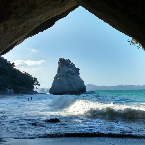 new-zealand-cathedral-cove