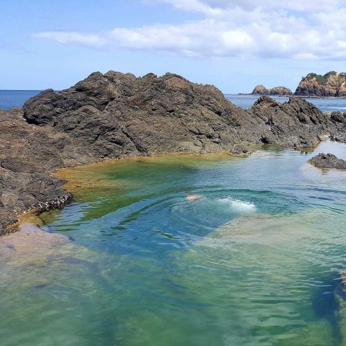 new-zealand-mermaid-pools-matapouri