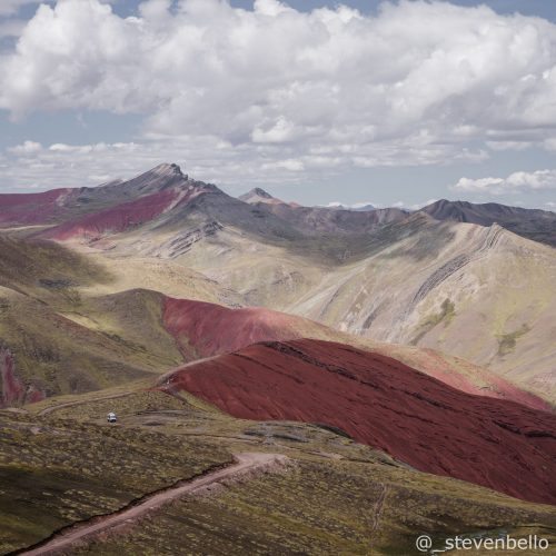 peru-palccoyo-montana-red-valley